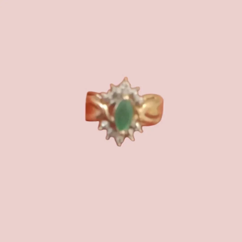 14K Marquise cut Emerald and diamond ring. Size 8 - Picture 6 of 13